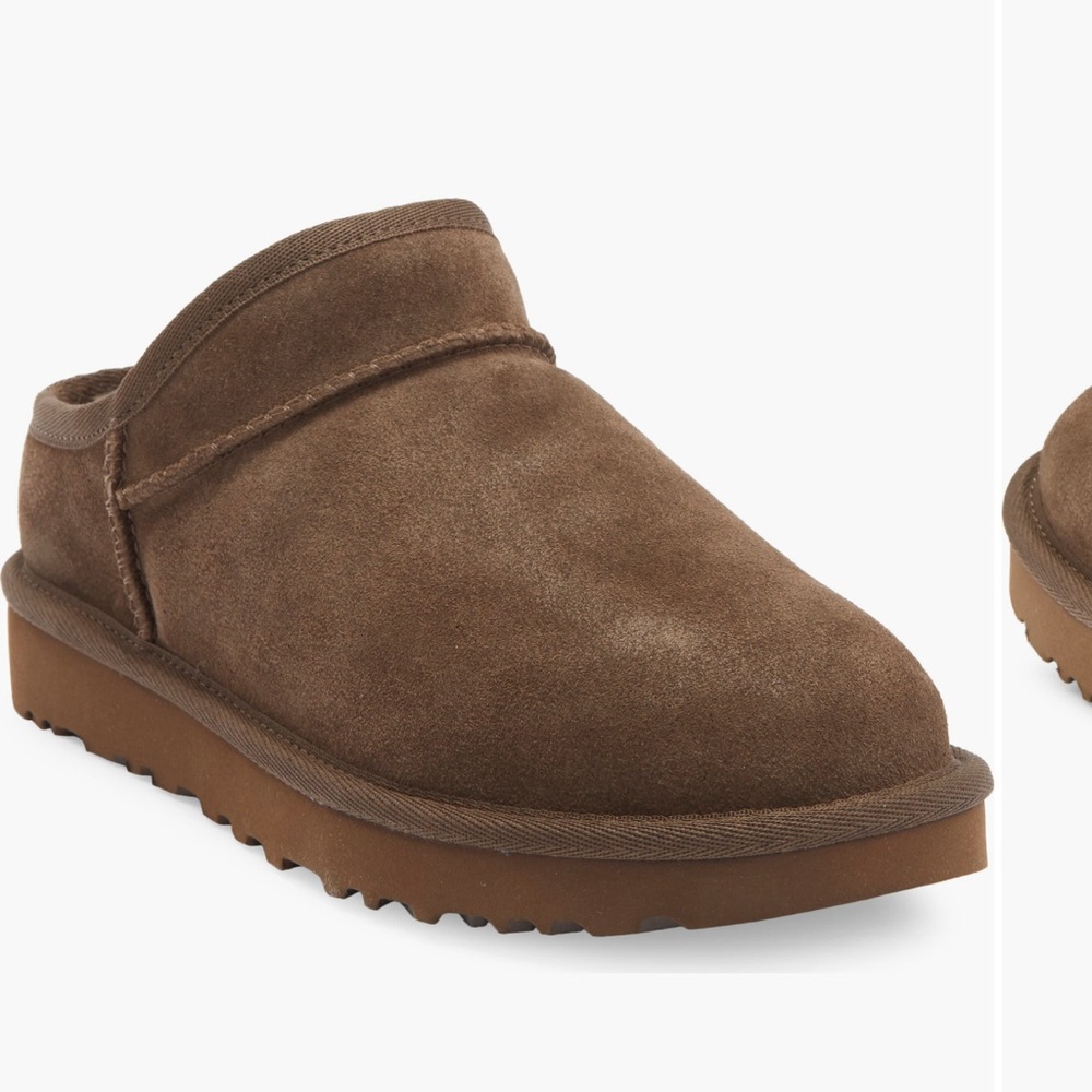 UGG Women’s Classic Slipper - NWT